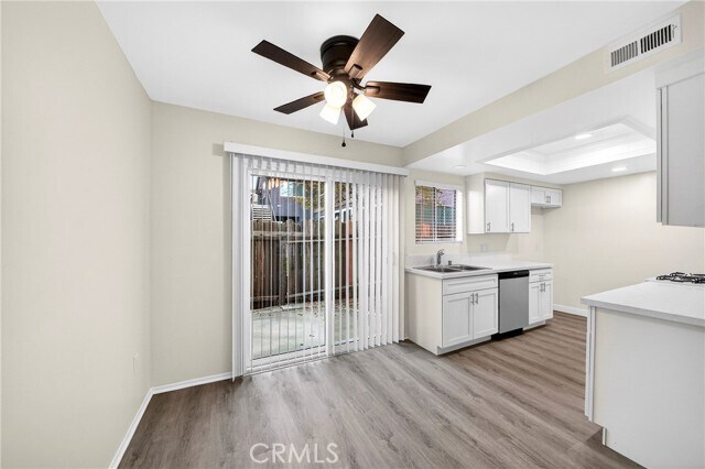 Building Photo - 160 Greentree Ln