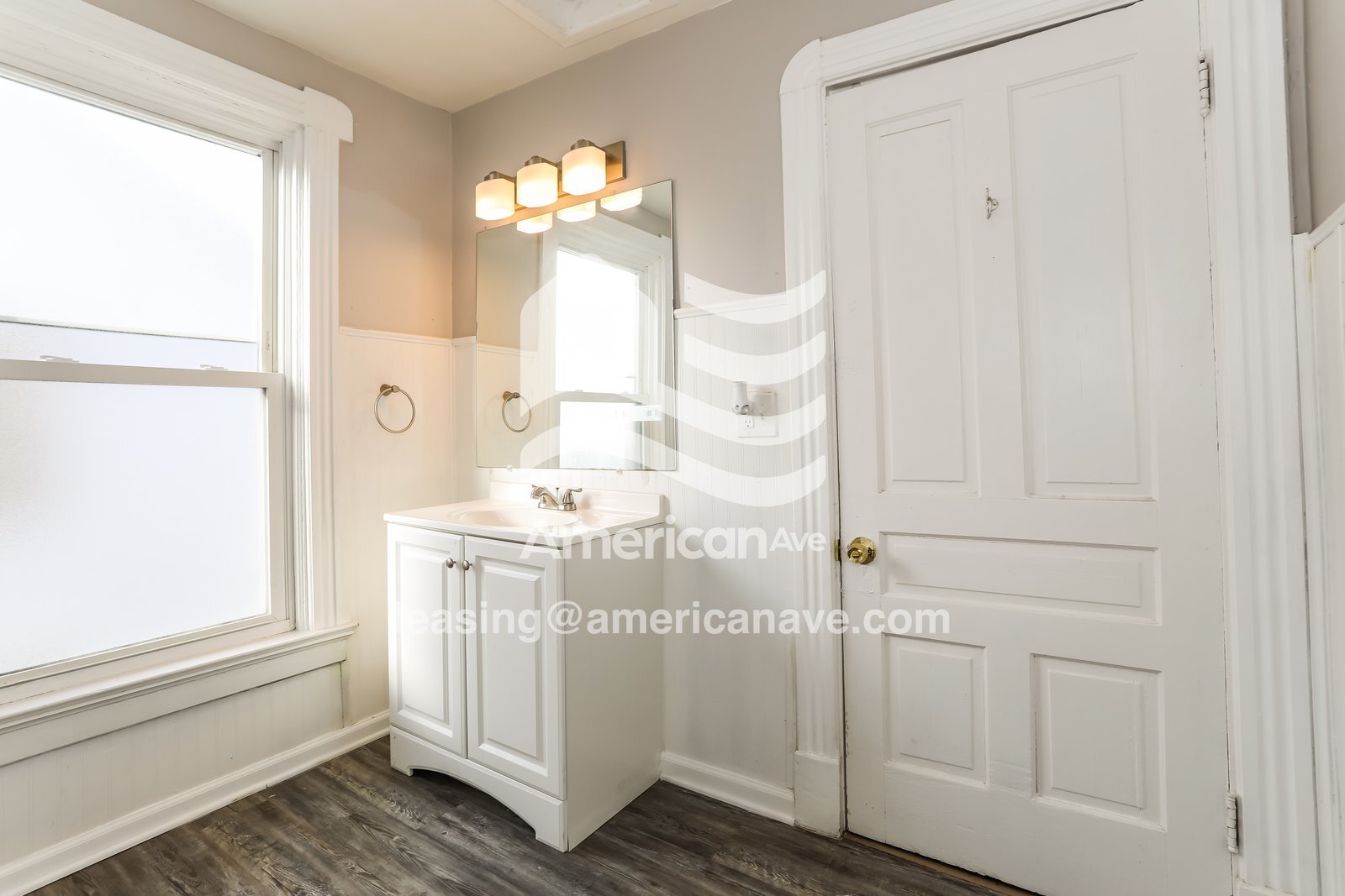 Building Photo - 653 Fairview Ave