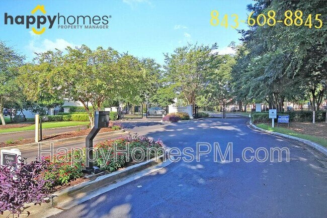 Building Photo - 2223 Chatelain Way