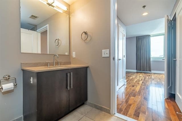 Building Photo - 800 Jackson St