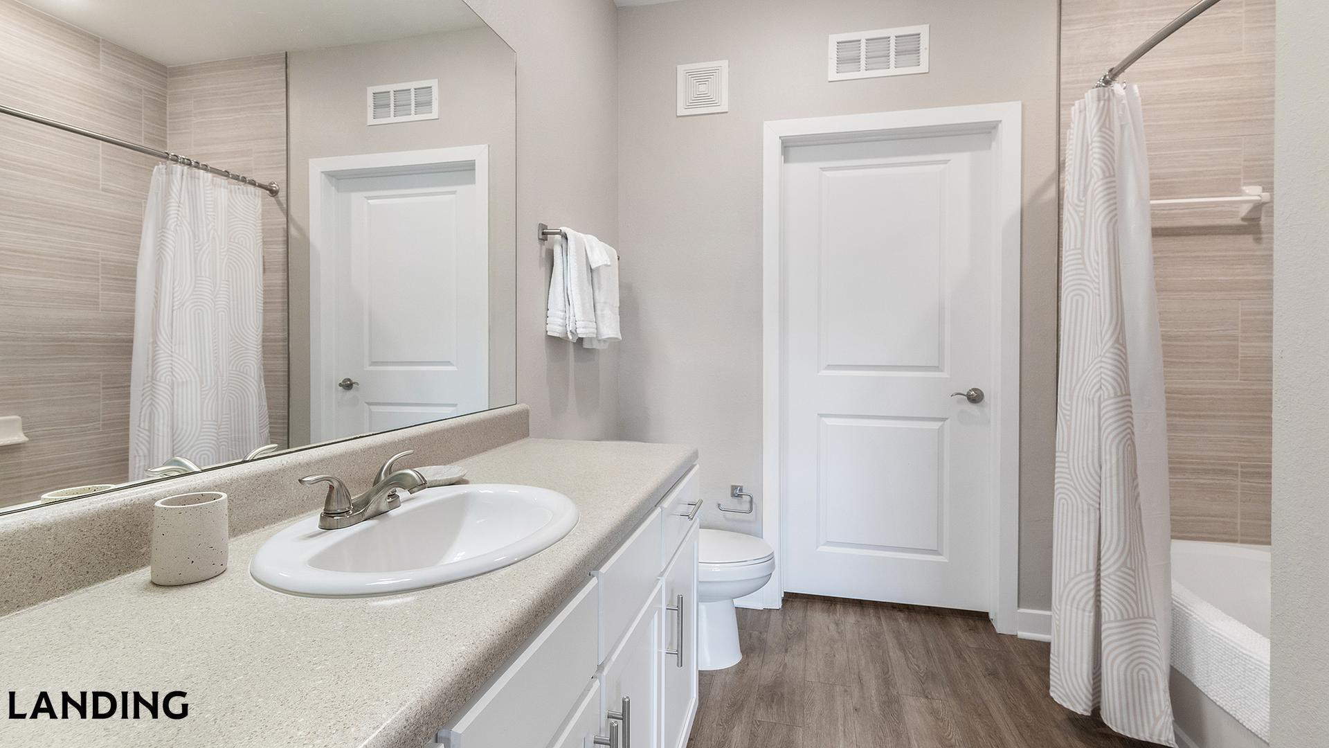 Building Photo - 215 Hunters Lk Wy