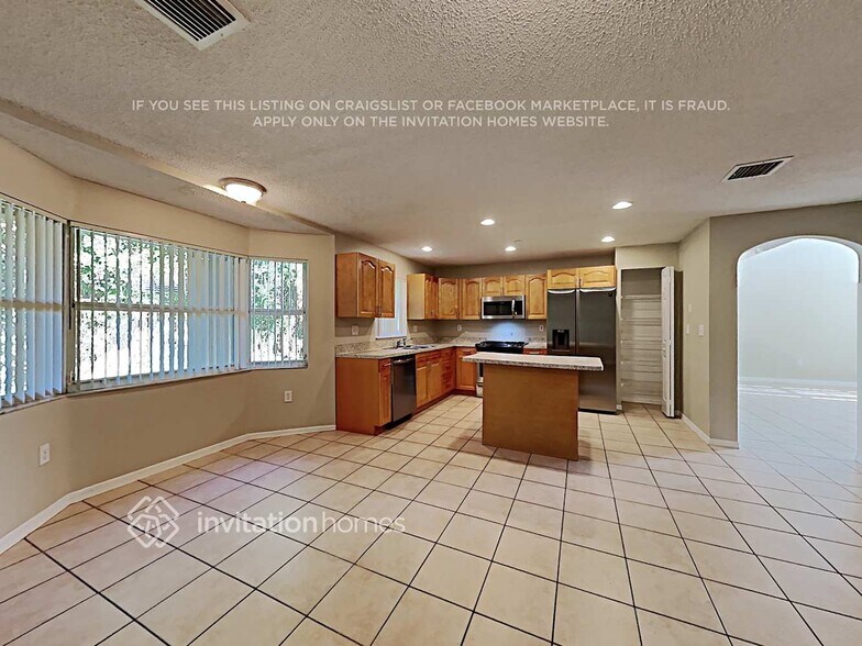 Building Photo - 9069 SW 157th Ct