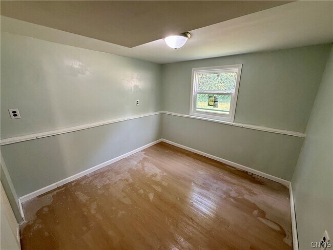 Building Photo - 4999 Windgate Rd