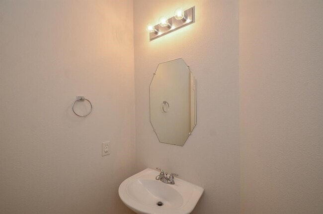 Building Photo - 17407 S Sienna Cove Ln