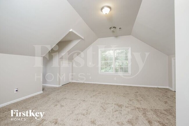 Building Photo - 7504 Henfree Dr