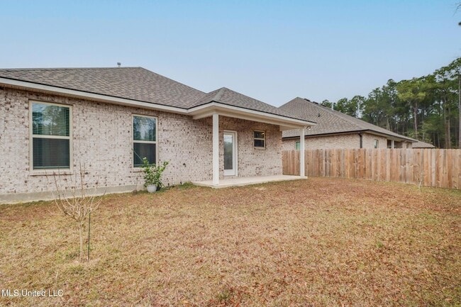 Building Photo - 856 Leeward Dr