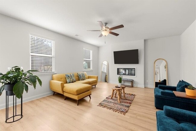 Building Photo - 29 Dew Drop Pointe