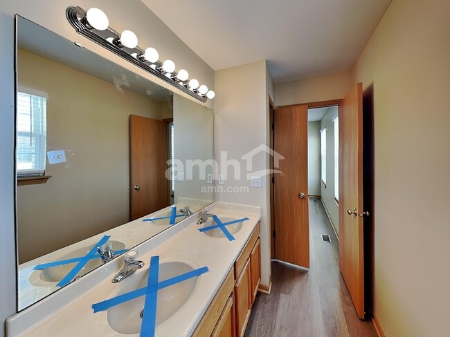 Building Photo - 1482 Sunflower Dr