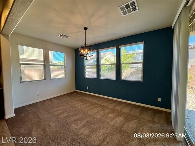 Building Photo - Beautiful 4BR Home with Huge Loft, Gourmet Kitchen & Covered Patio