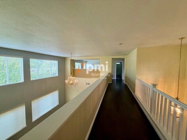 Building Photo - 732 Antiquity Dr
