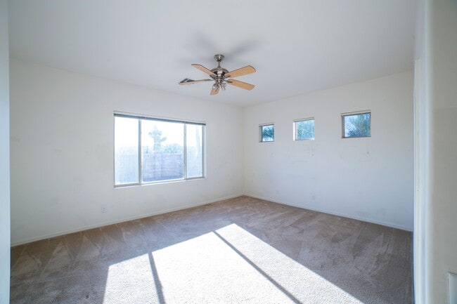 Building Photo - 14976 S Camino Rio Puerco