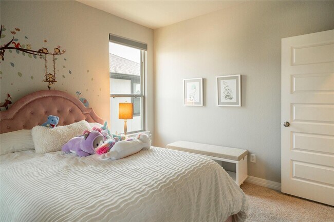 Building Photo - 29023 Laurel Grove Ln