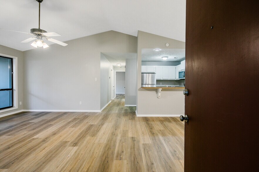 Main Entry View - 1853 Tryon Dr