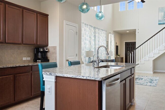 Building Photo - 5404 Traviston Dr