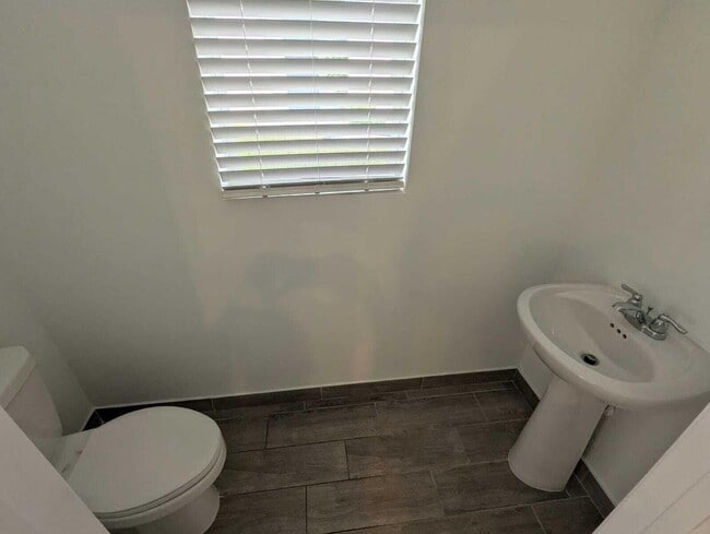 Building Photo - 4351 Pond Lily Ln