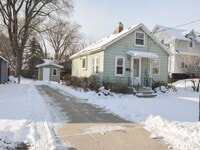 Building Photo - 1 Bed, 1 Bath Home for Rent – Near Mayo Clinic & Downtown