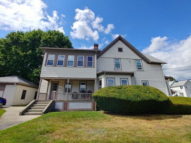Primary Photo - 42 Sumner St