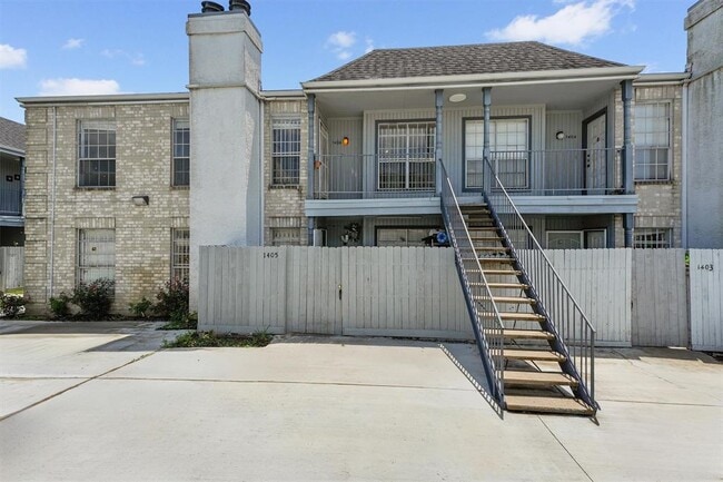 Primary Photo - 6606 De Moss Dr