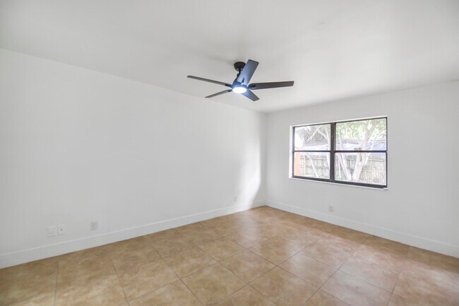 Building Photo - 12452 Guilford Way