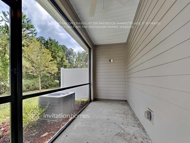 Building Photo - 13305 Shore Grass Dr