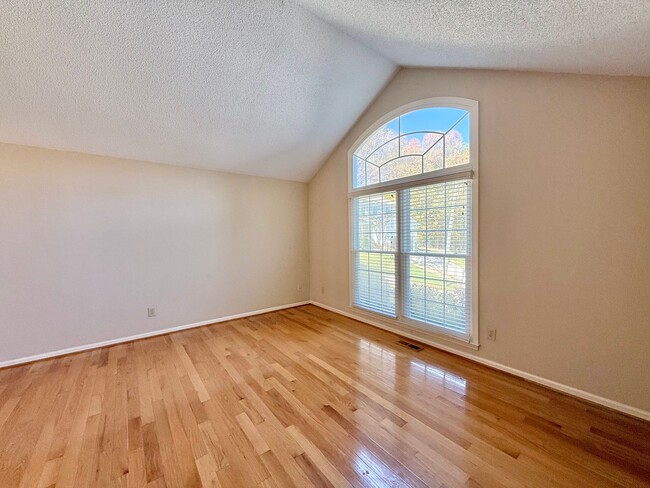 Building Photo - Exceptionally Located 3BD, 2.5BA Cary Home with Premier HOA Amenities