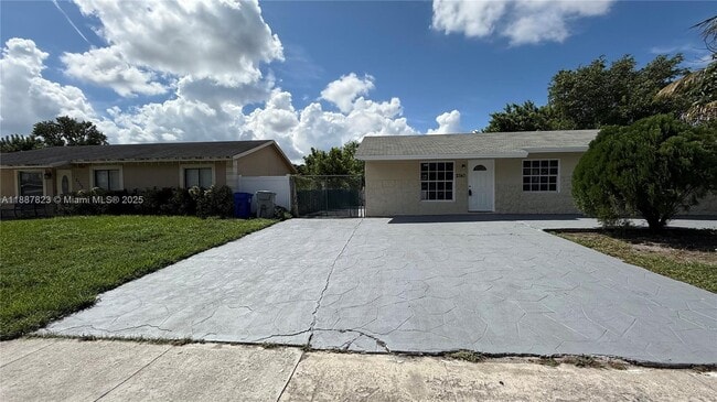 Building Photo - 2740 NW 9th St