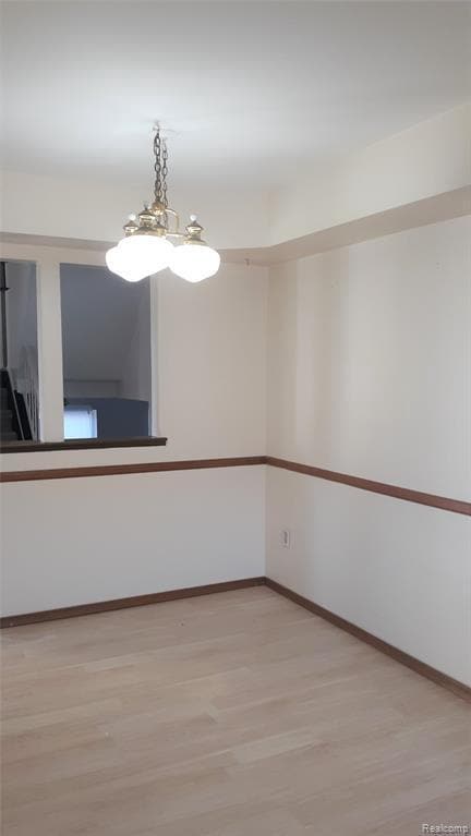 Building Photo - 2153 Newell Dr