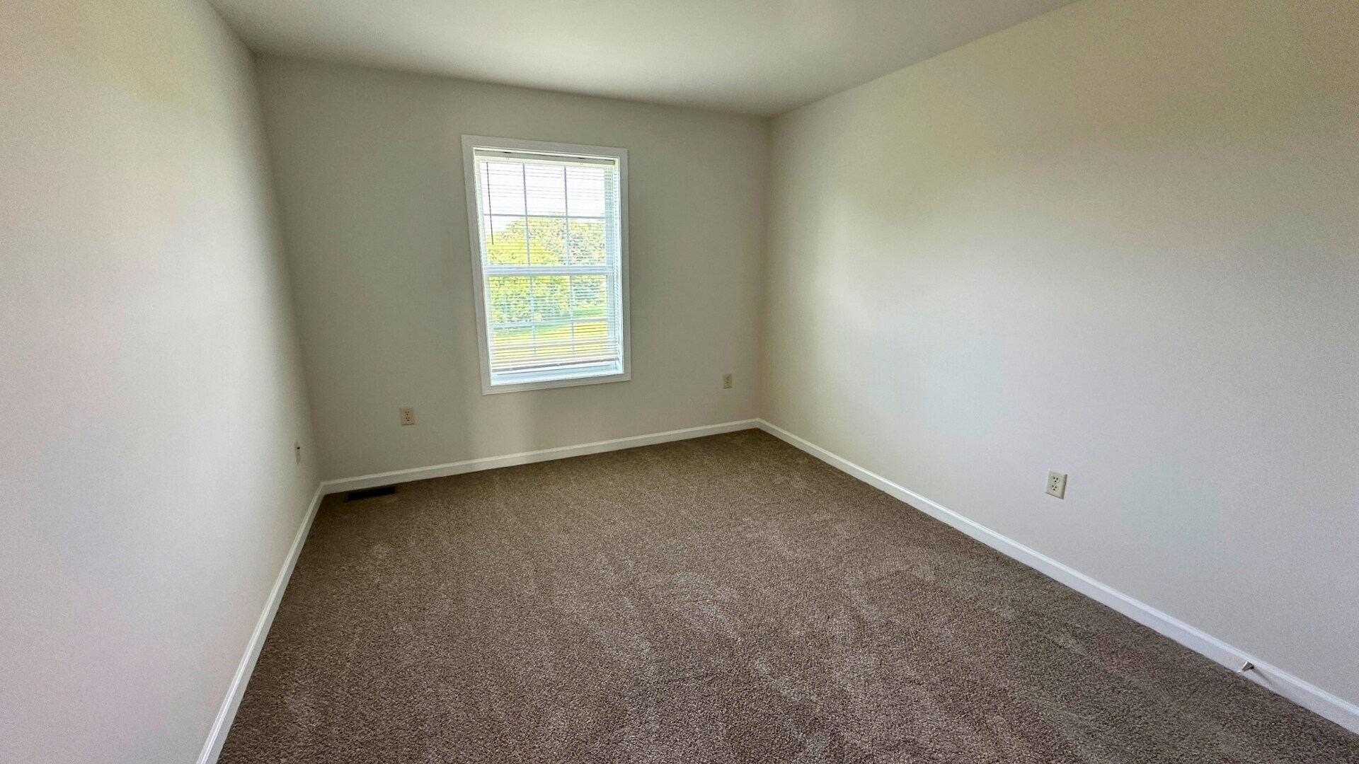 Building Photo - 210 Mount Olive Ln