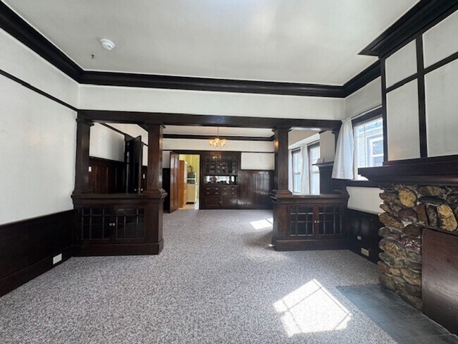 Building Photo - 1711 G St