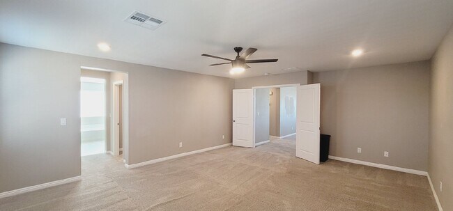 Building Photo - 8745 Boa Vis Ave