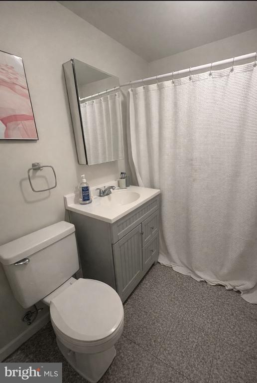 Building Photo - 414 S 15th St