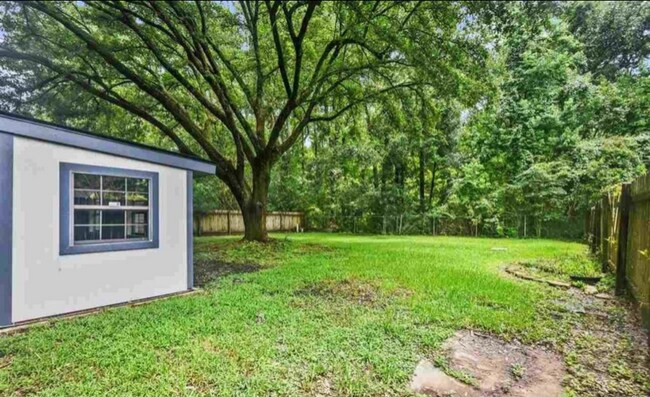 Building Photo - 1451 Outrigger Dr