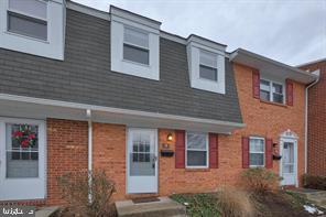 Building Photo - 7 Heritage Ct