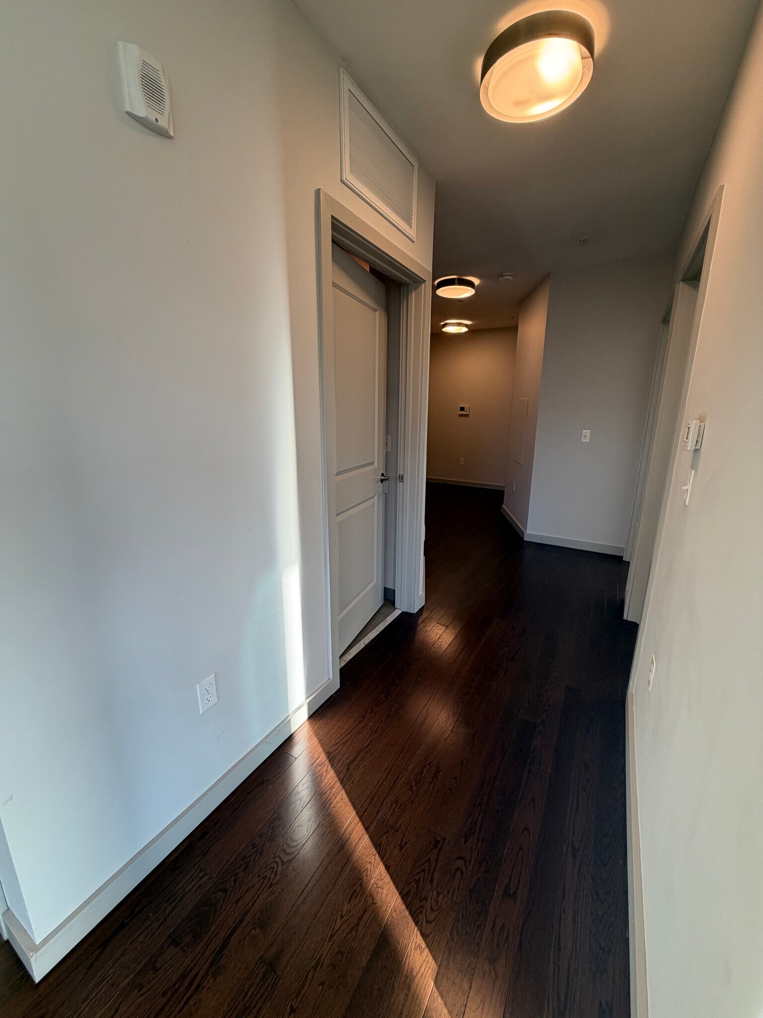 Building Photo - 40A Marion St