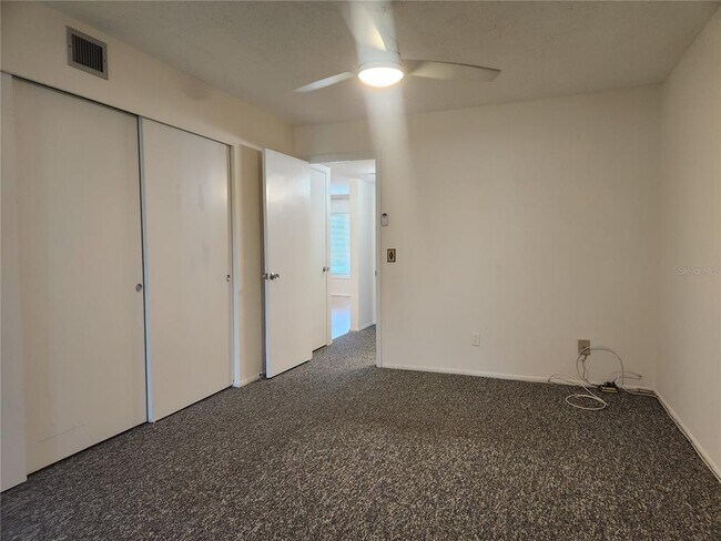 Building Photo - 2358 Ecuadorian Way