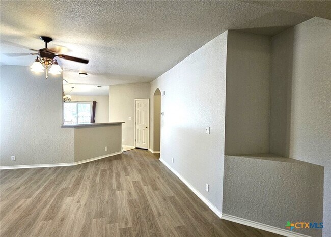 Building Photo - 3321 Whisper Bluff