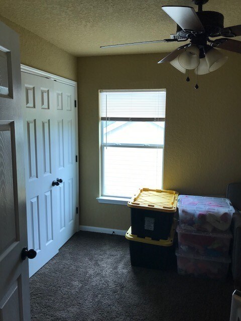 Building Photo - 7418 Moss Brook Dr