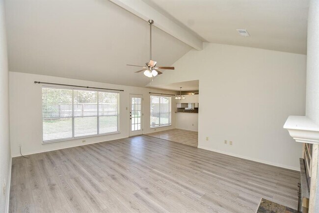 Building Photo - 4018 Bassingham Dr