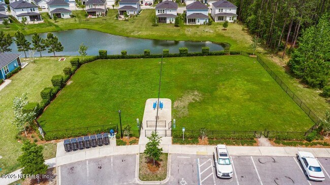 Building Photo - 91 Pinebury Ln
