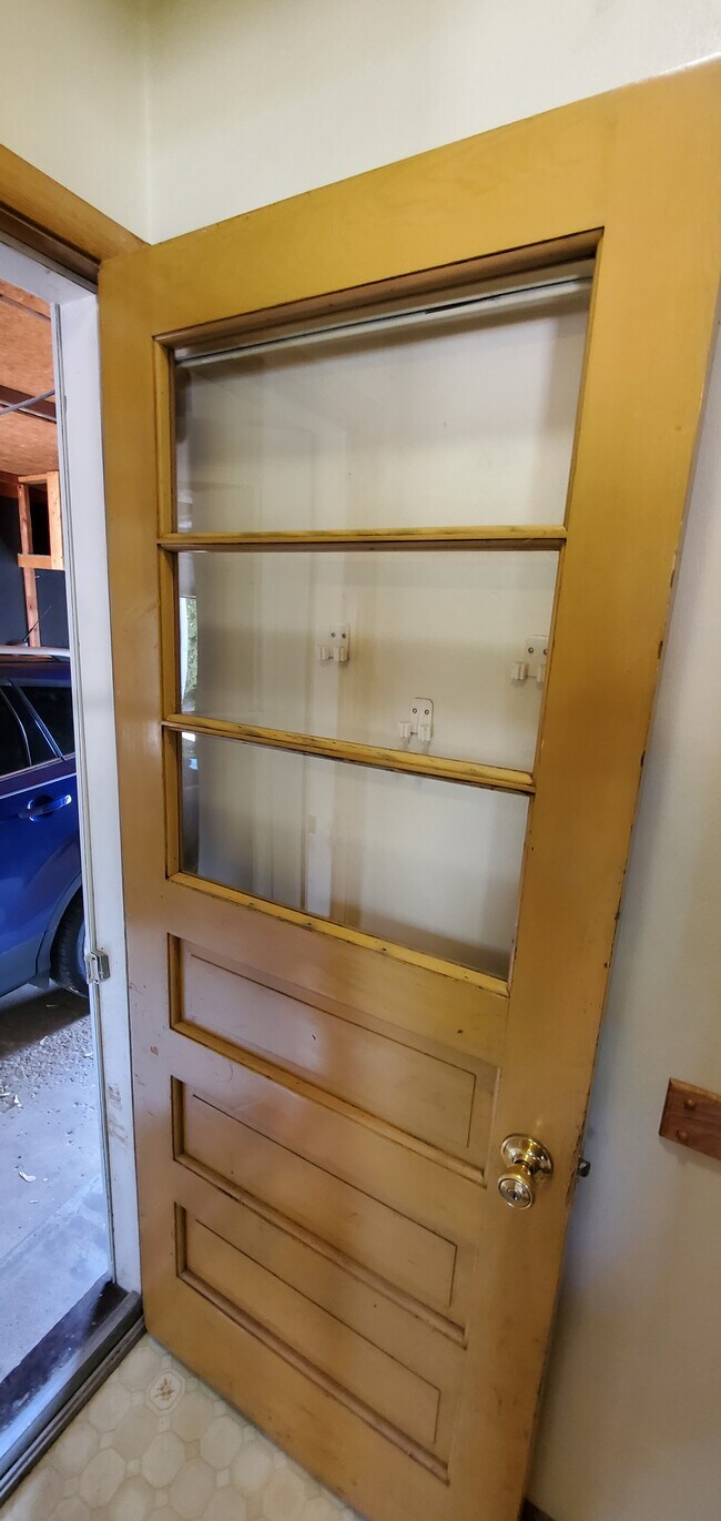 Building Photo - 1163 Higgins Ave