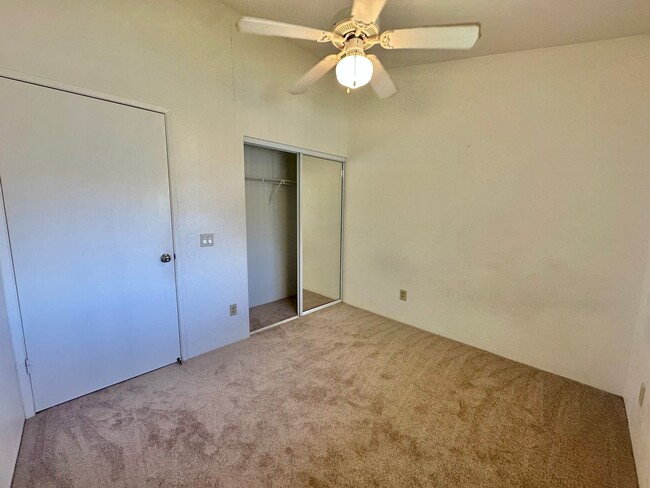 Building Photo - 2 Bedroom / 2 Bathroom with a patio and 2 ...