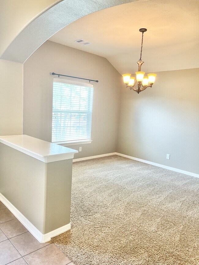 Primary Photo - 11122 Barker Park Ct