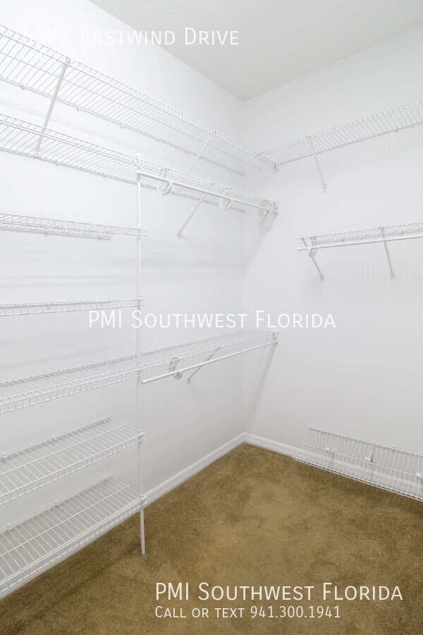 Building Photo - 5522 Eastwind Dr