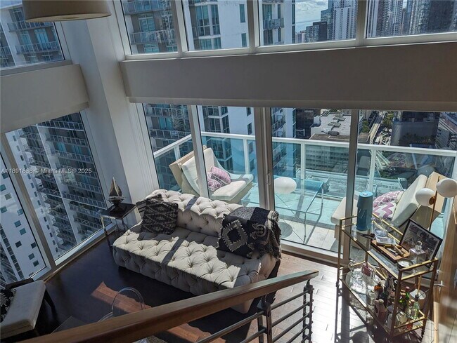 Building Photo - 41 SE 5th St