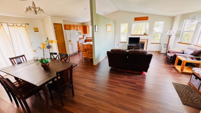 Building Photo - 6904 54th Pl NE