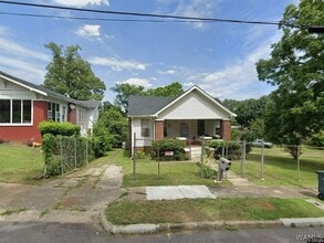Building Photo - 3015 Ave T