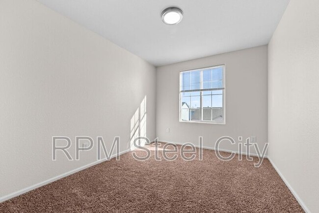 Building Photo - 5085 Tabor Lane