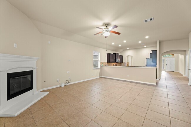 Building Photo - 6019 Schooner Cove