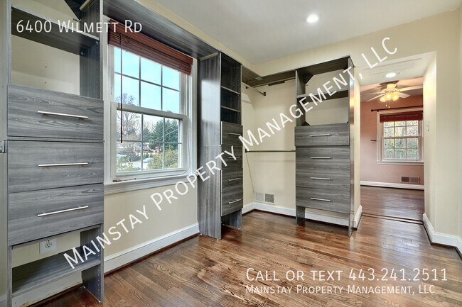 Building Photo - 6400 Wilmett Rd