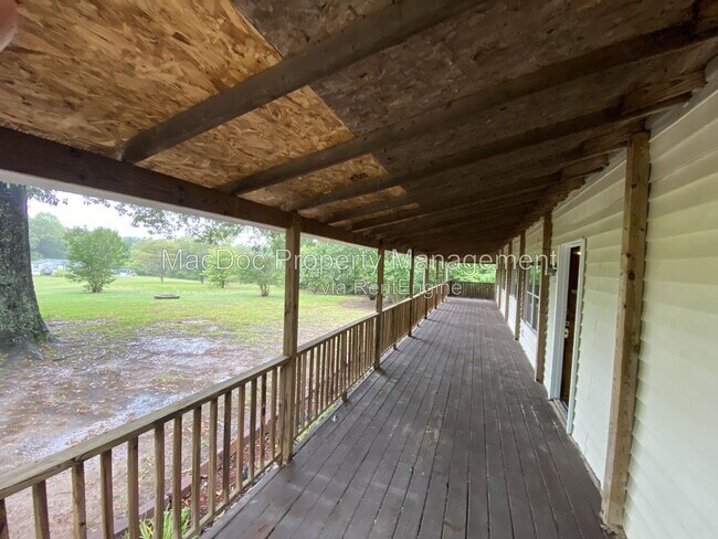 Building Photo - 2036 Mt Olive Rd